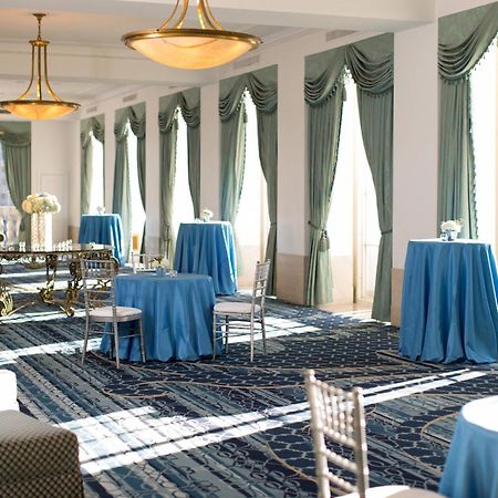 Marriott St. Louis Grand Hotel Екстериор снимка