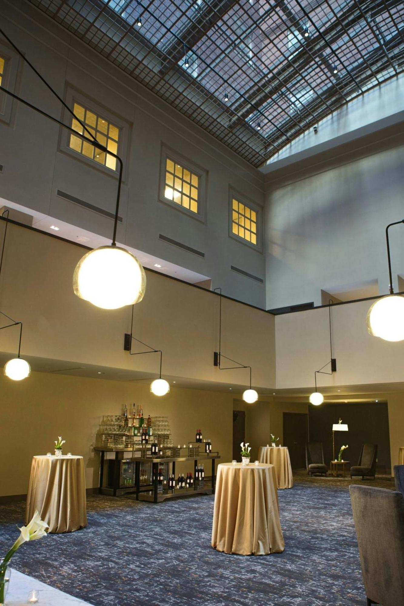 Marriott St. Louis Grand Hotel Екстериор снимка